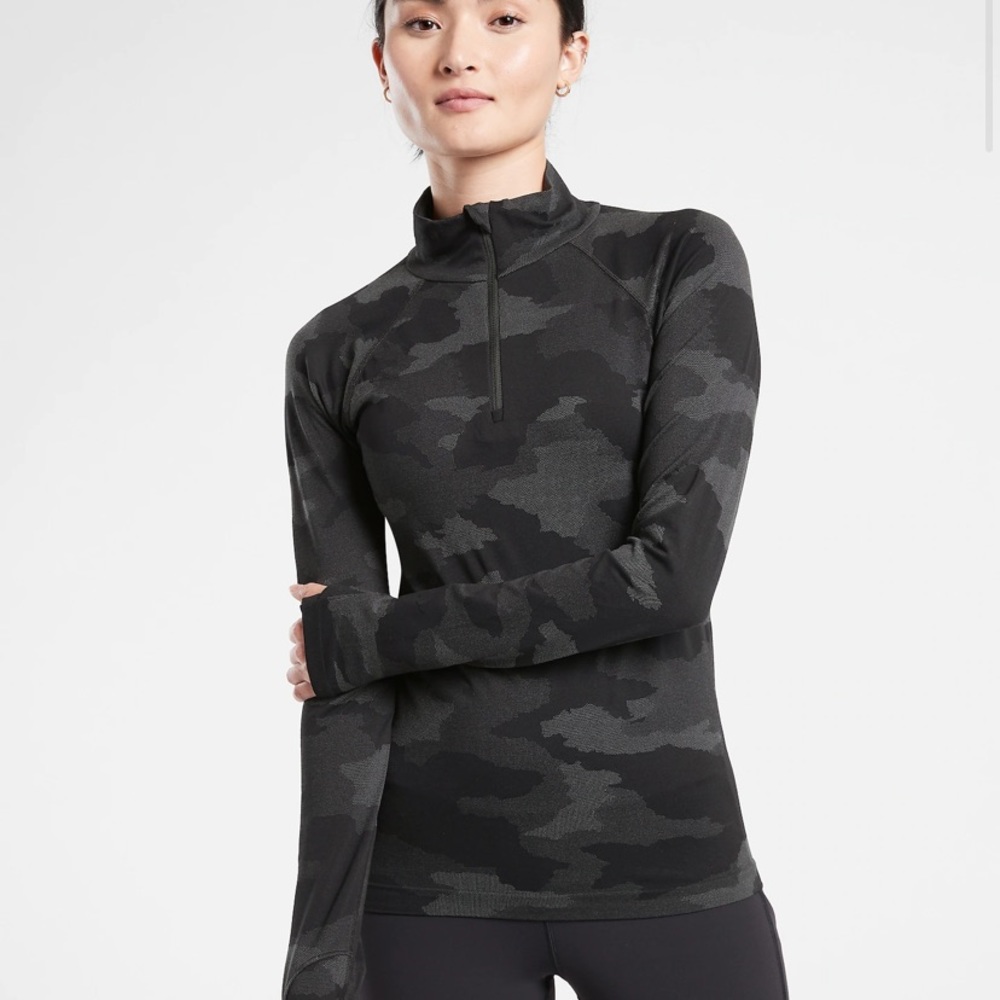Athleta Momentum Half Zip Camo